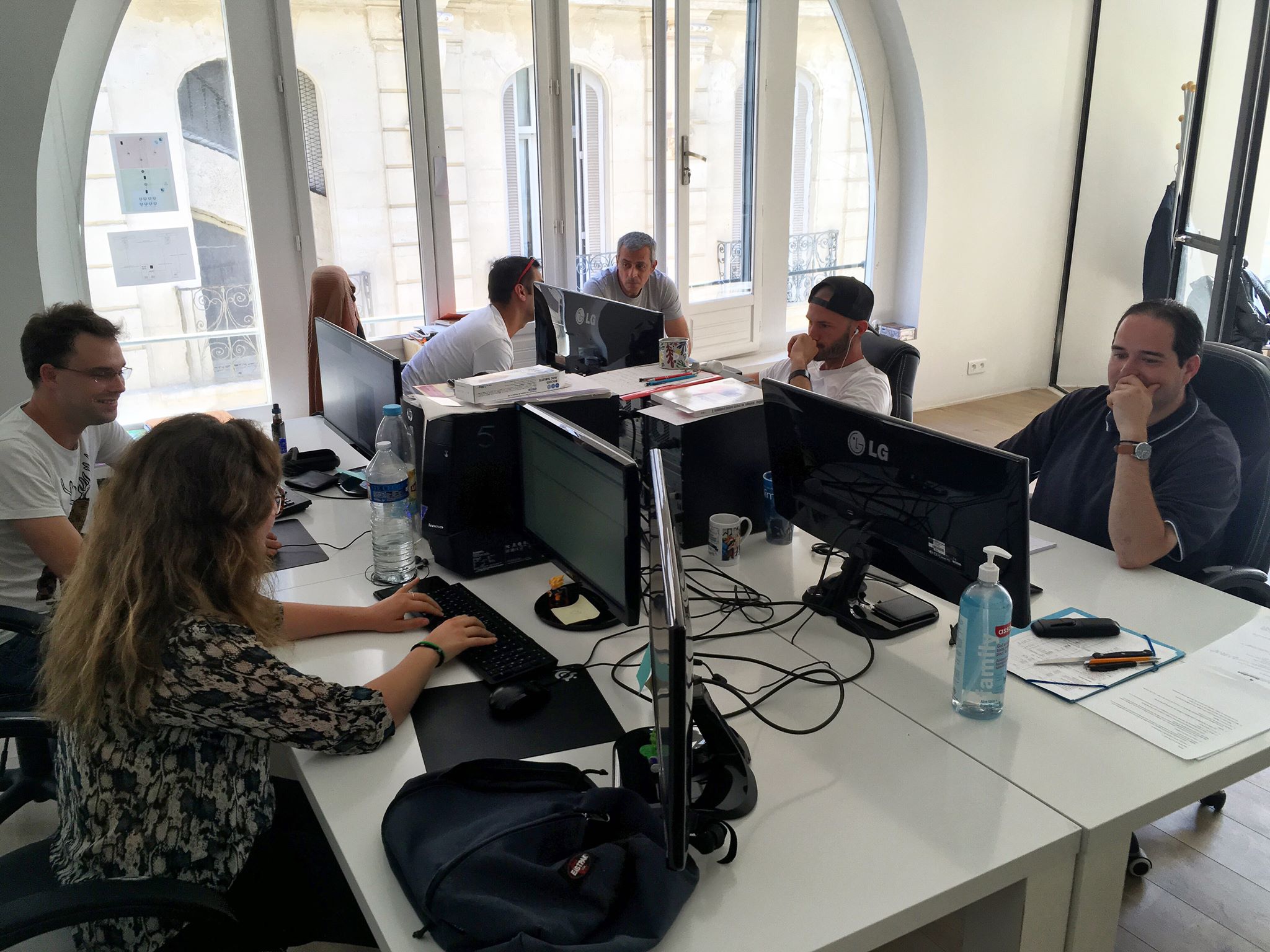 POURQUOI STUDIO GAZOLINE EST L&rsquo;AGENCE DE COMMUNICATION QU&rsquo;IL VOUS FAUT ?